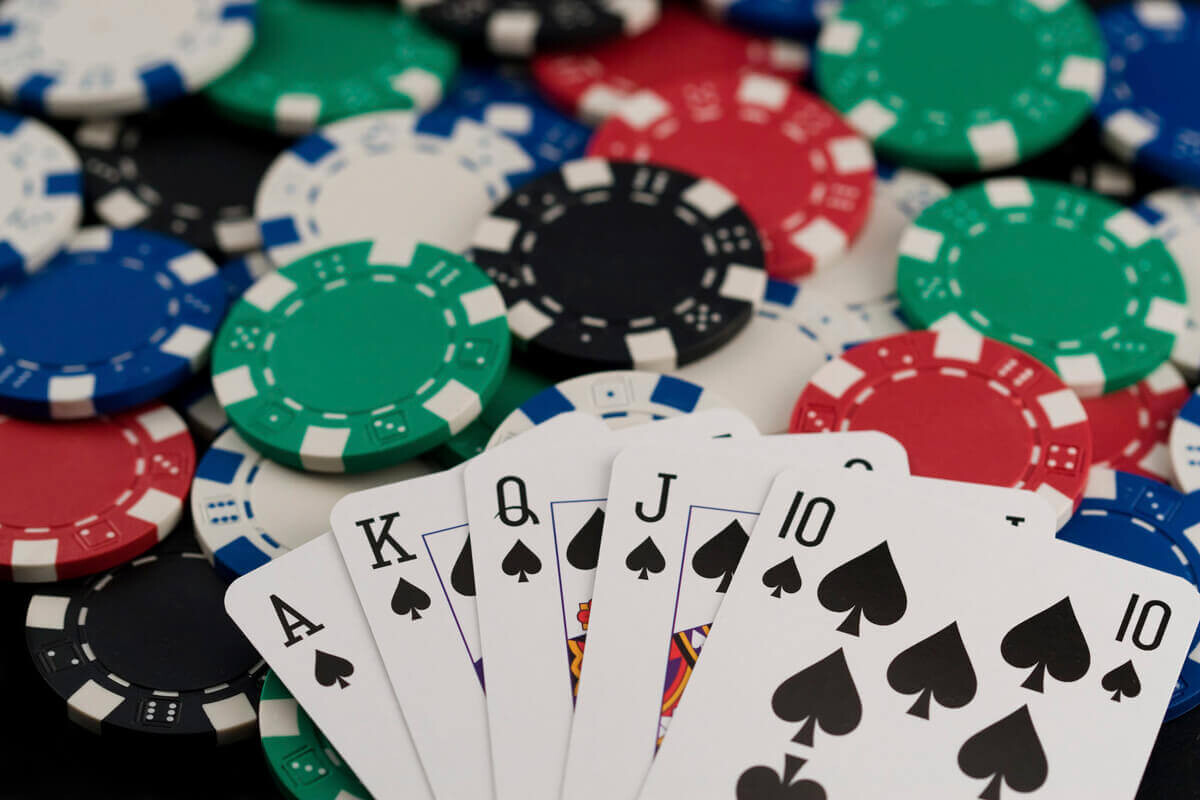 Thu Tu Bai Poker Co Ban (1)
